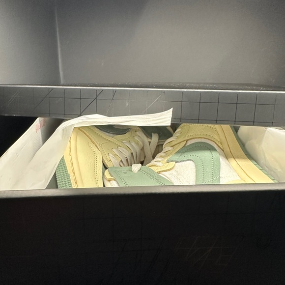 Air Jordan mm - Picture 3 of 6